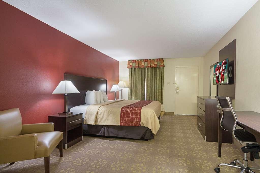 Red Roof Inn Plus+ Dallas - Addison Szoba fotó