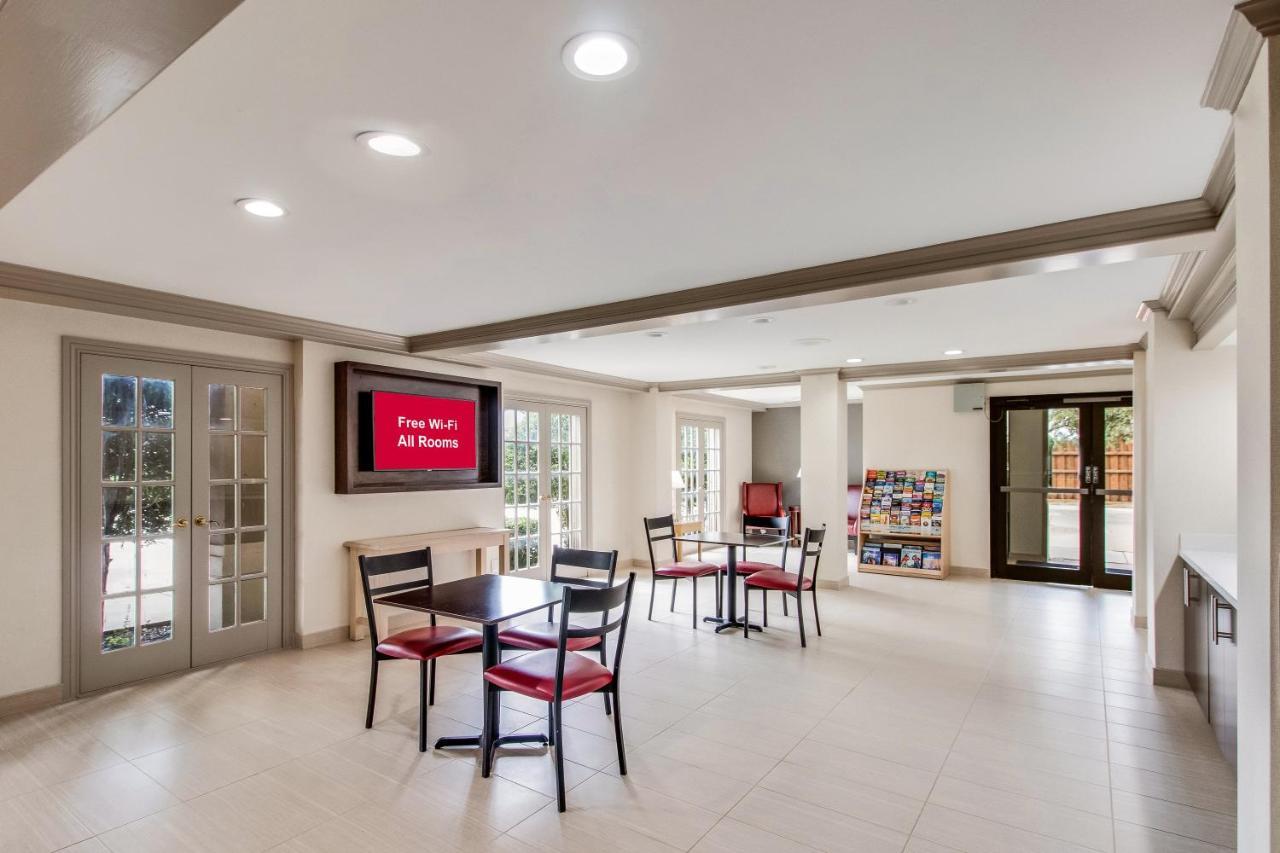 Red Roof Inn Plus+ Dallas - Addison Kültér fotó