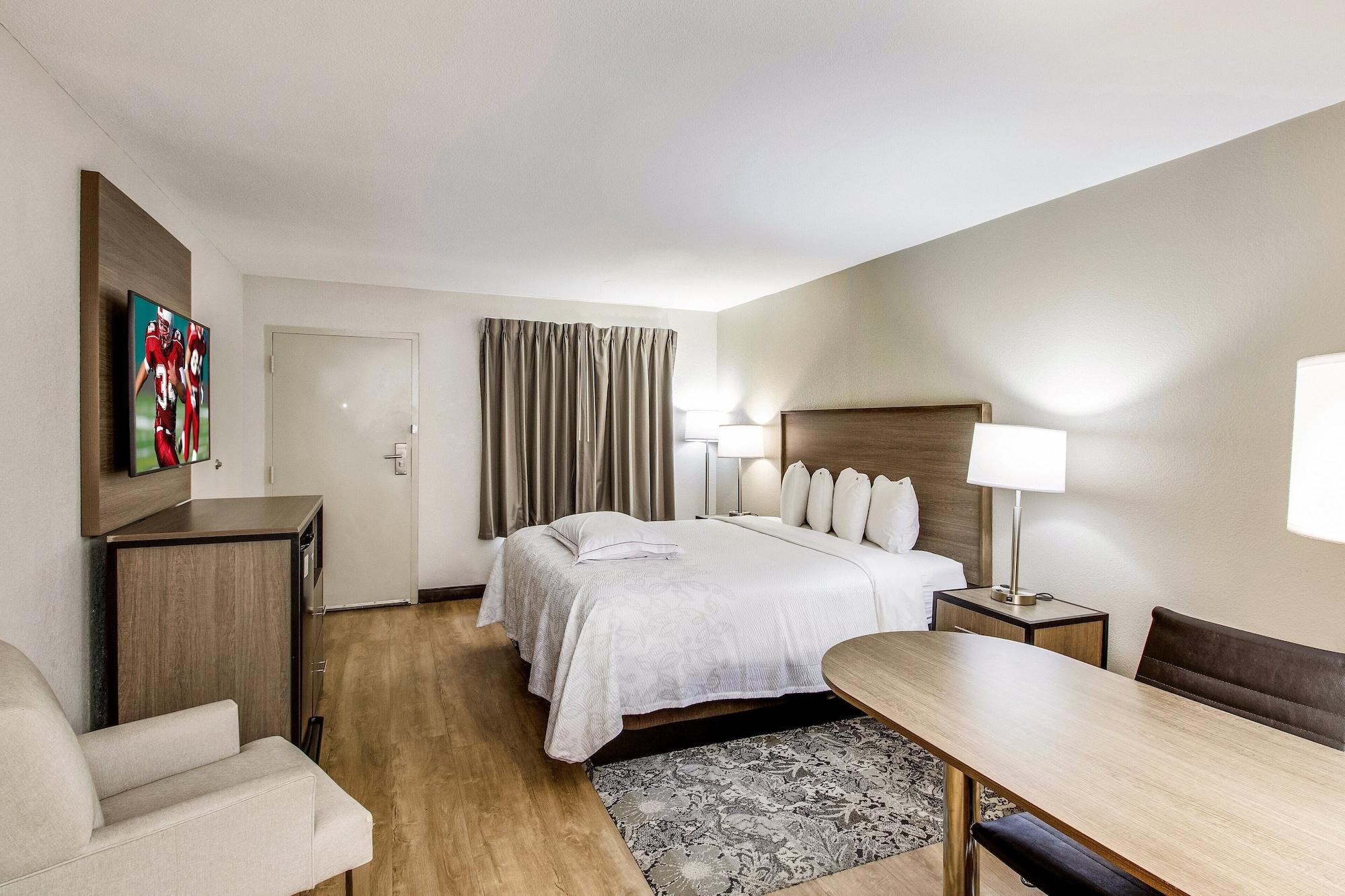 Red Roof Inn Plus+ Dallas - Addison Kültér fotó