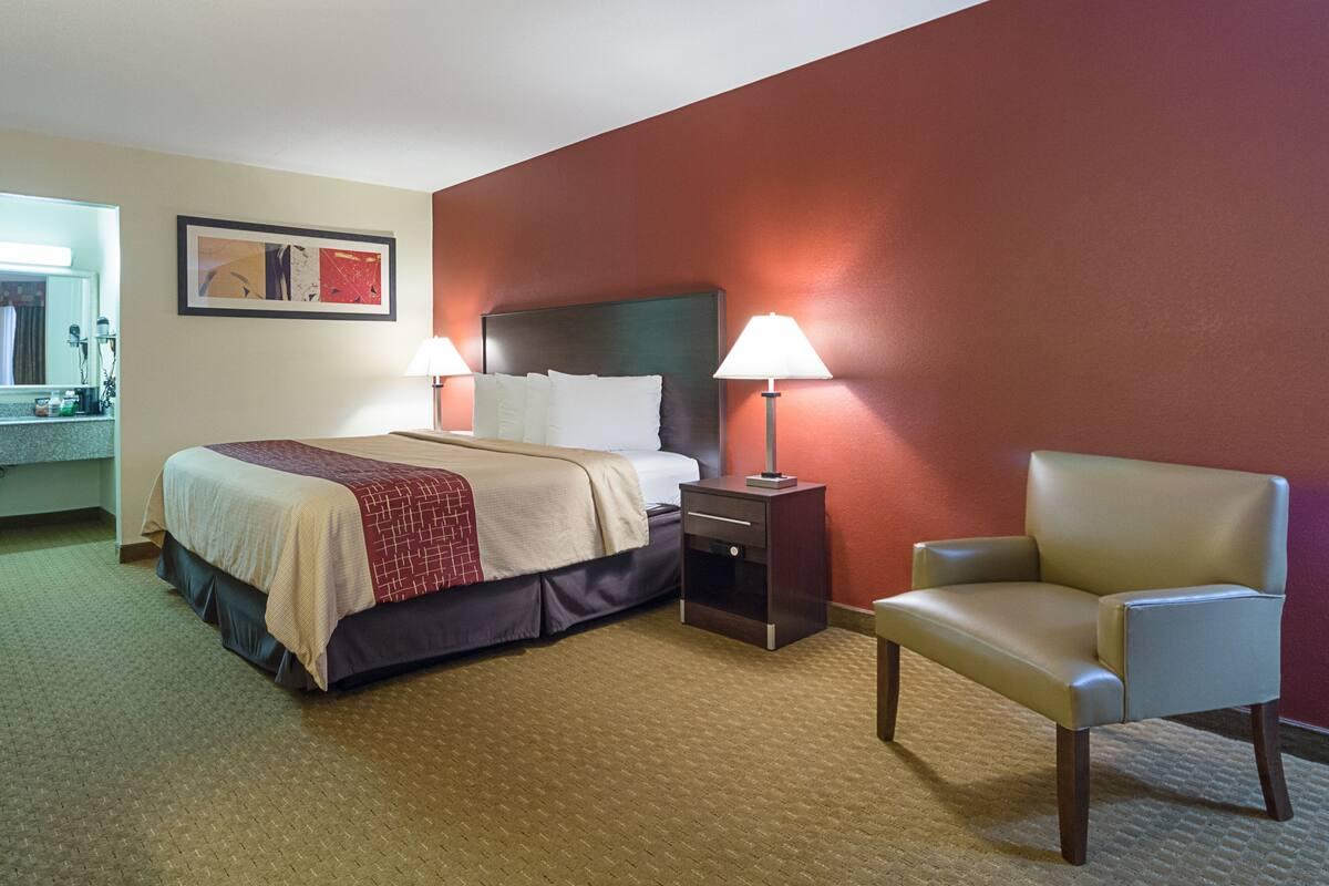 Red Roof Inn Plus+ Dallas - Addison Kültér fotó