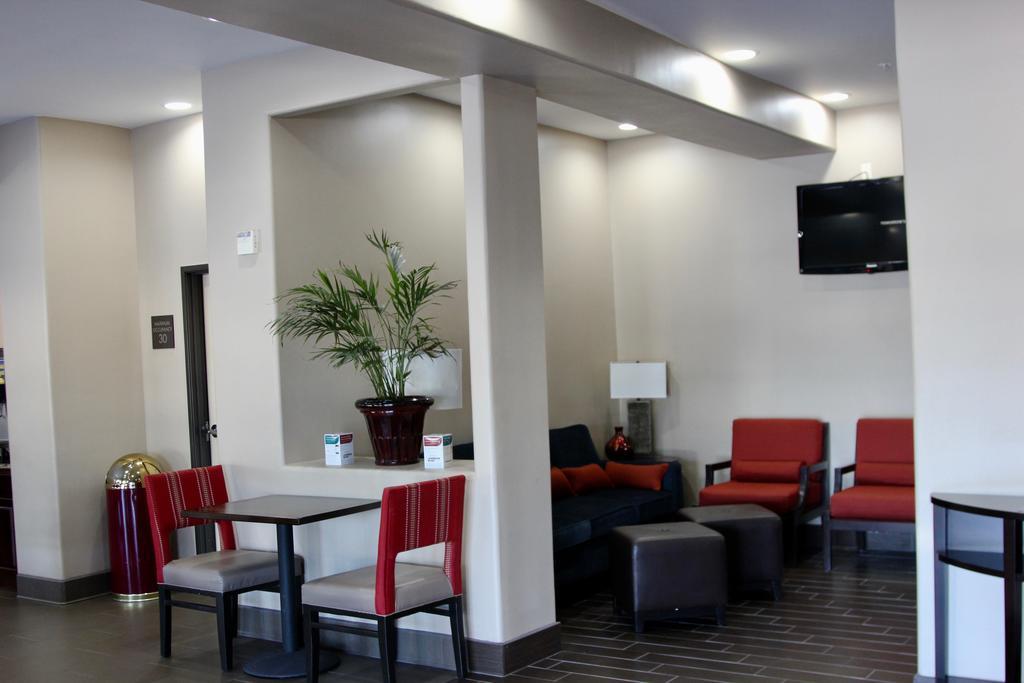 Red Roof Inn Plus+ Dallas - Addison Kültér fotó