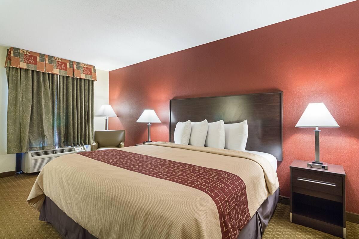 Red Roof Inn Plus+ Dallas - Addison Kültér fotó