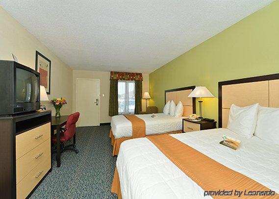 Red Roof Inn Plus+ Dallas - Addison Szoba fotó