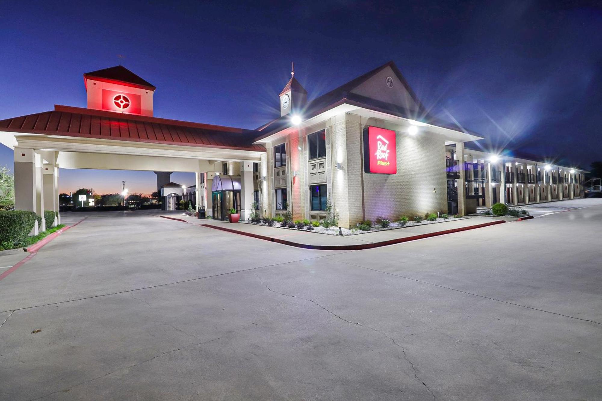 Red Roof Inn Plus+ Dallas - Addison Kültér fotó