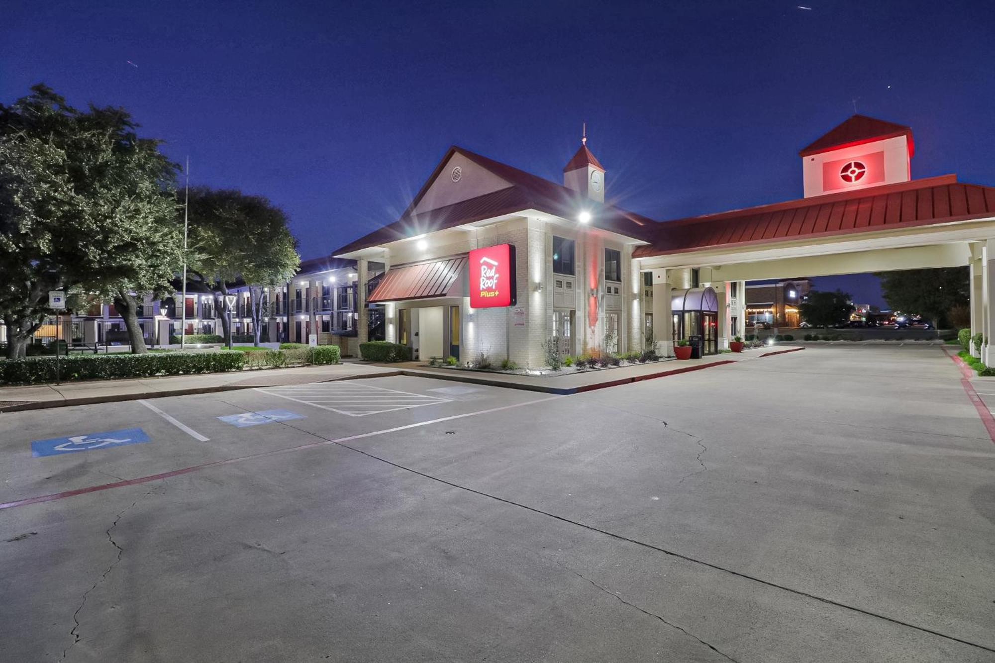 Red Roof Inn Plus+ Dallas - Addison Kültér fotó